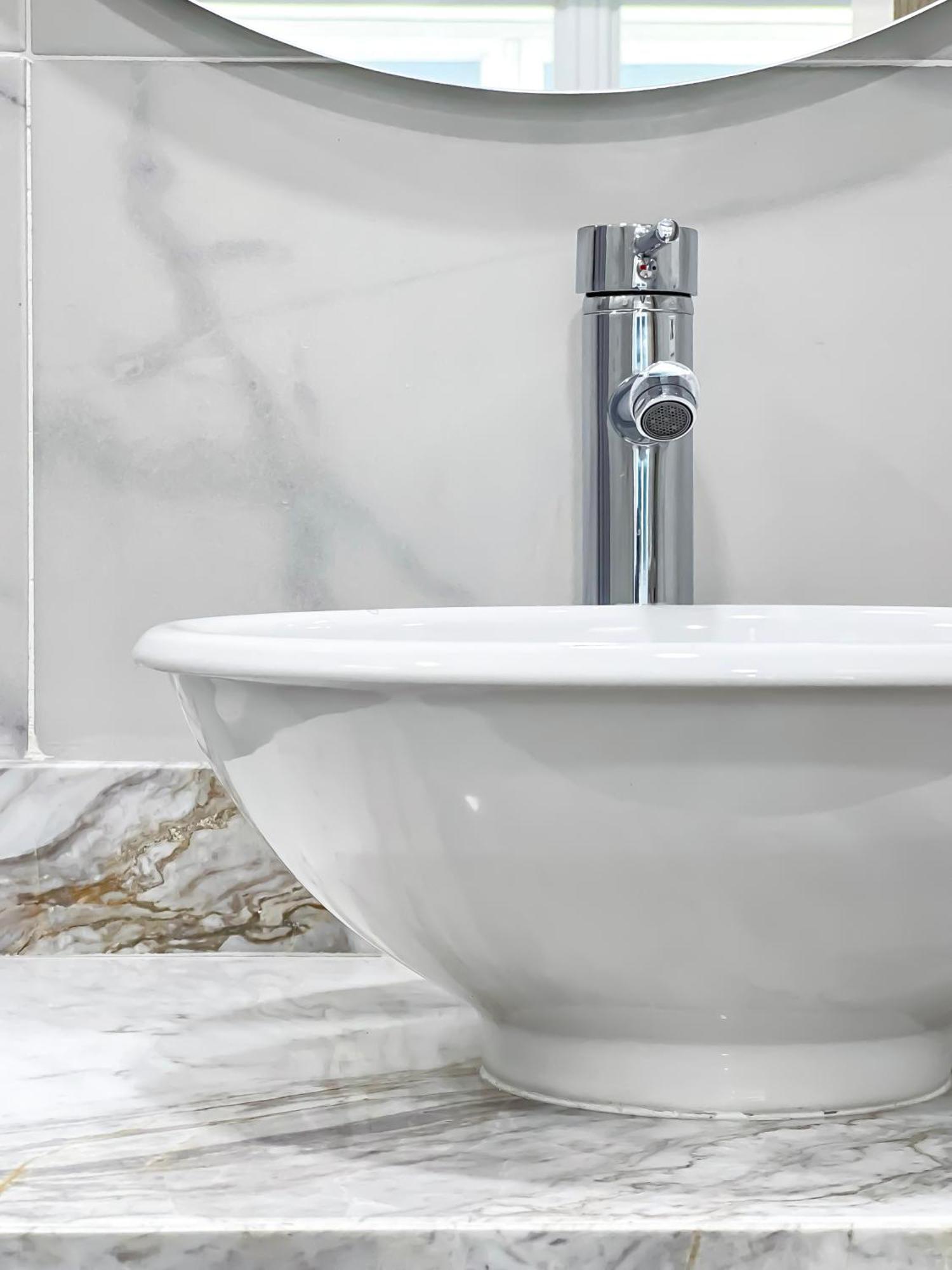 Stanza Hotel Монтерия Экстерьер фото
